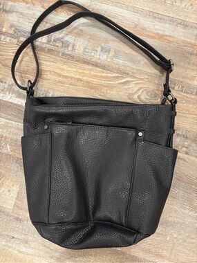 Textured Black Leather Shoulder Bag with Front Pockets